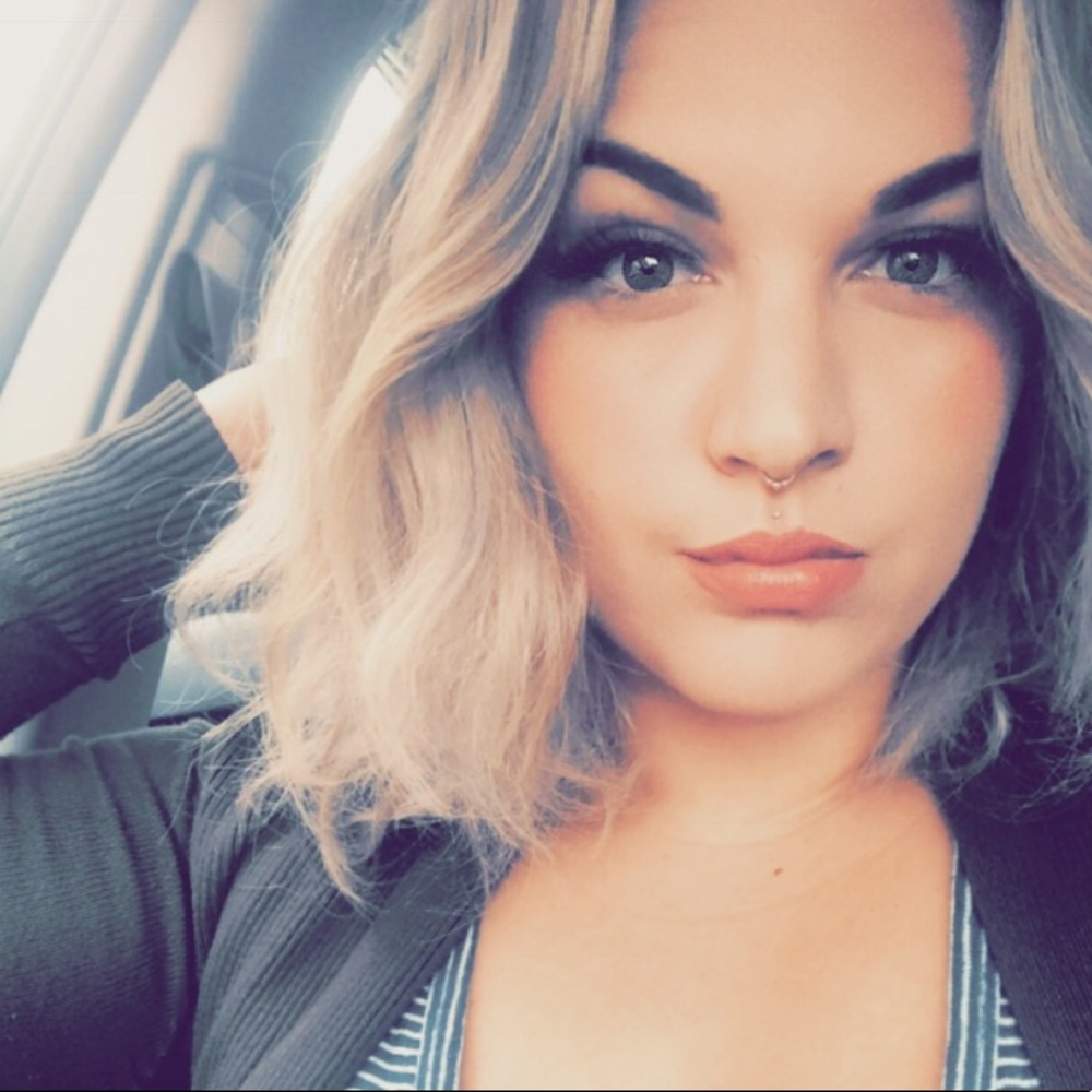 Meet your Posher, Jessica